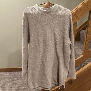 Cozy beige Women's Sweater